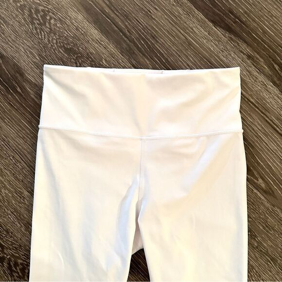 Athleta elation Capri - Picture 3 of 5